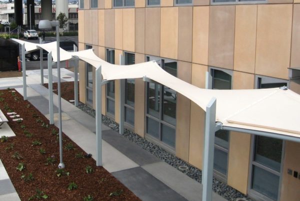 Entryways, Walkways, and Waiting Areas: Protecting Customers with Tensile Fabric Structures